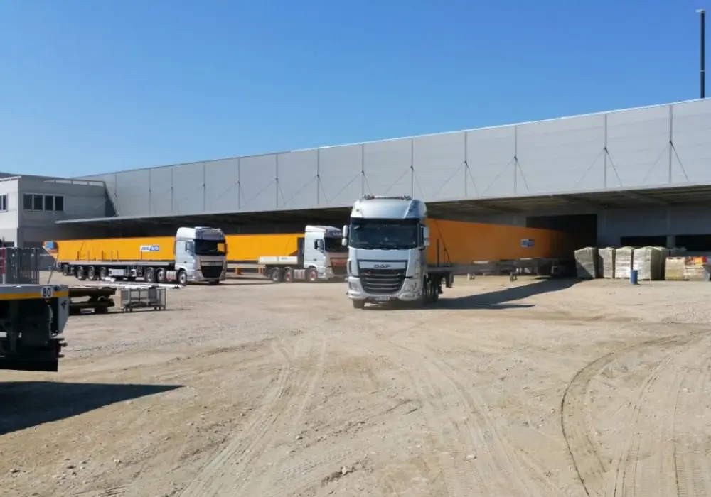 Spedition Wernscheidt Meinerzhagen Telesatteltransporte